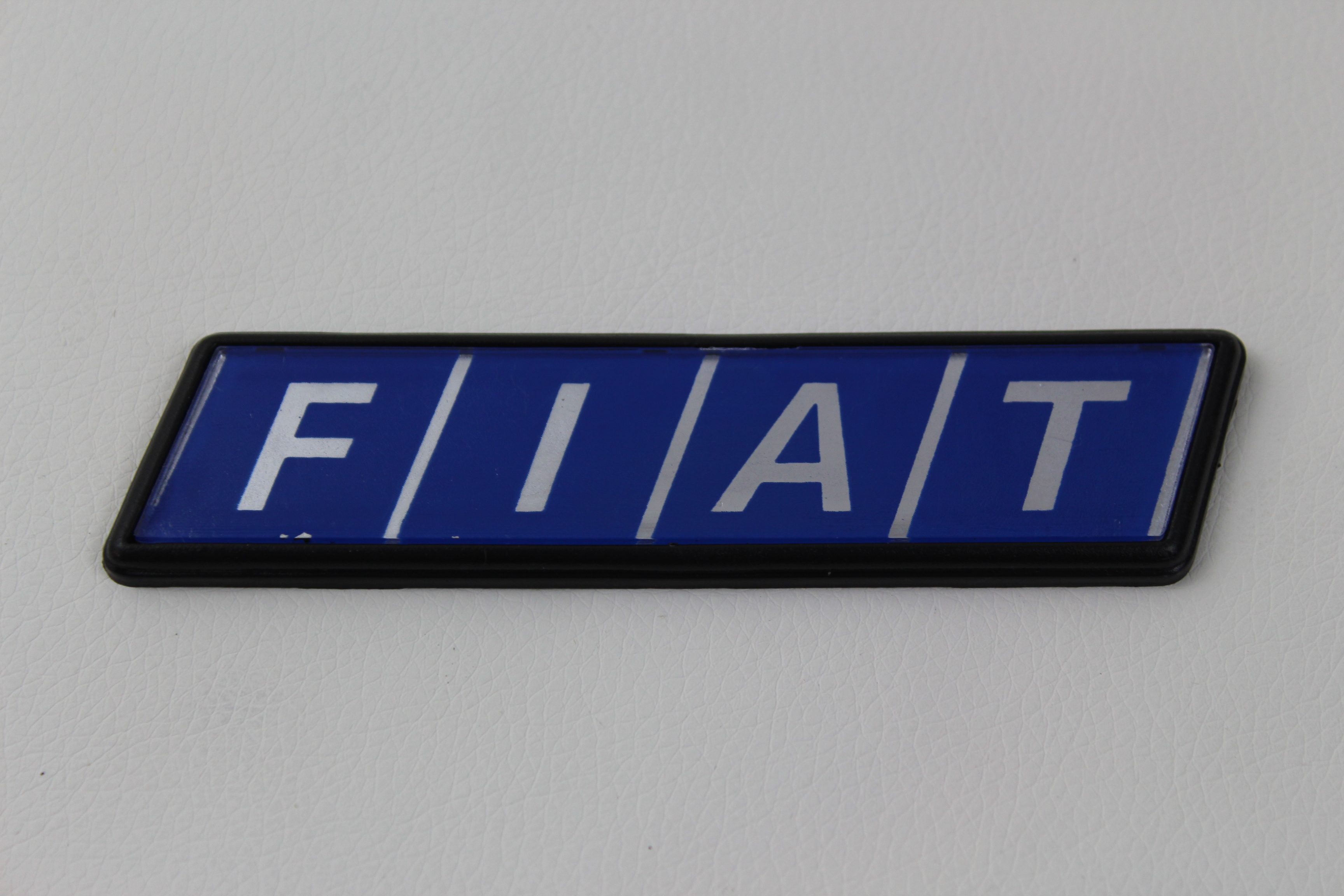 FIAT Embleem op achterklep