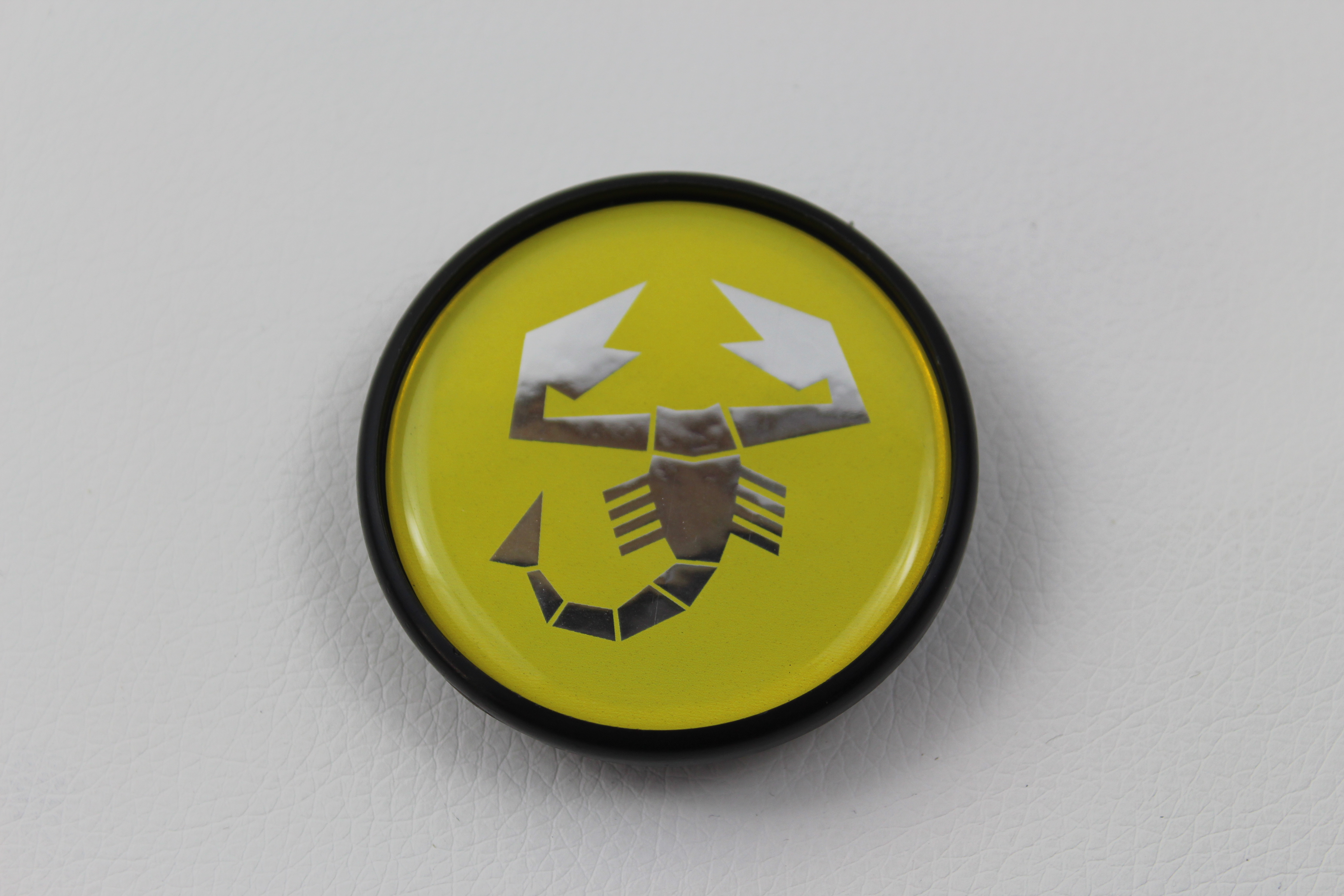 Naafdop ABARTH geel 47 mm