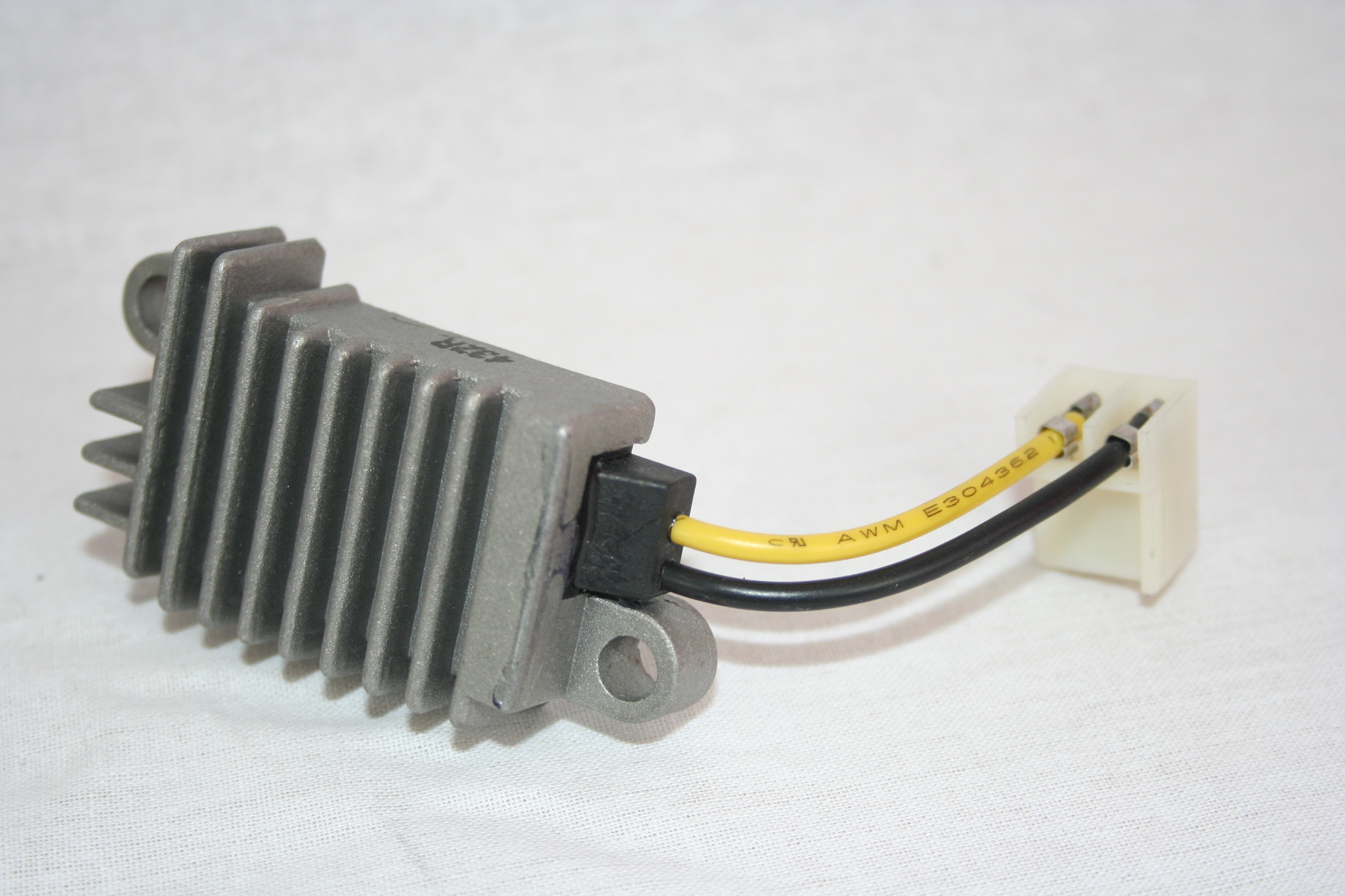 Spanningregelaar Magneti Marelli